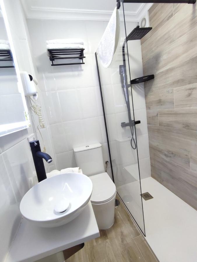 Hostal Lucy Сантандер Екстер'єр фото