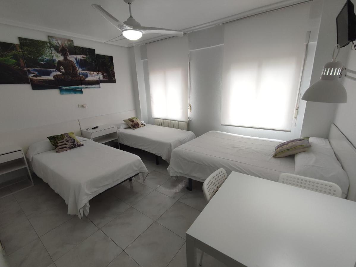 Hostal Lucy Сантандер Екстер'єр фото