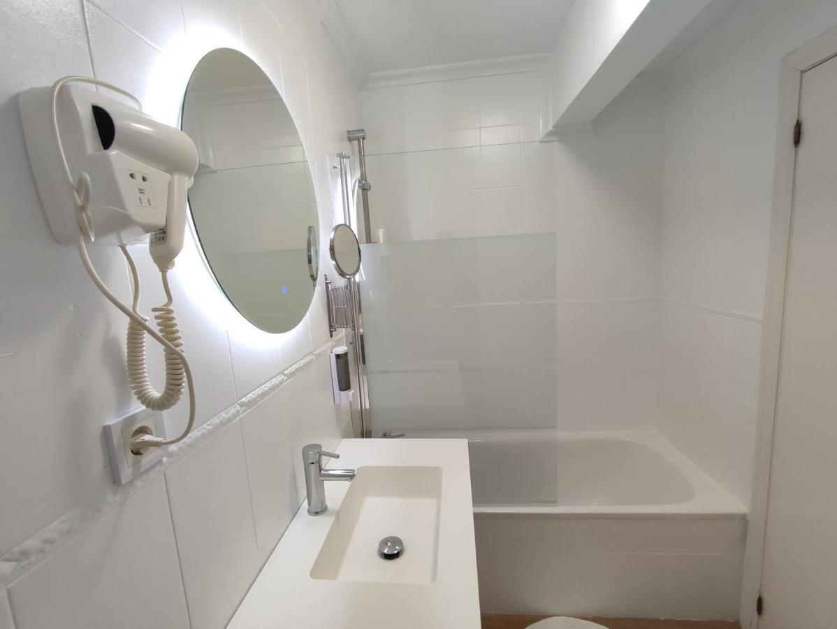 Hostal Lucy Сантандер Екстер'єр фото