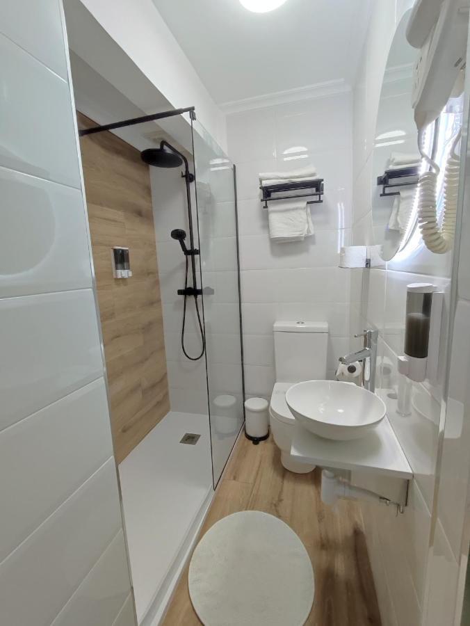 Hostal Lucy Сантандер Екстер'єр фото