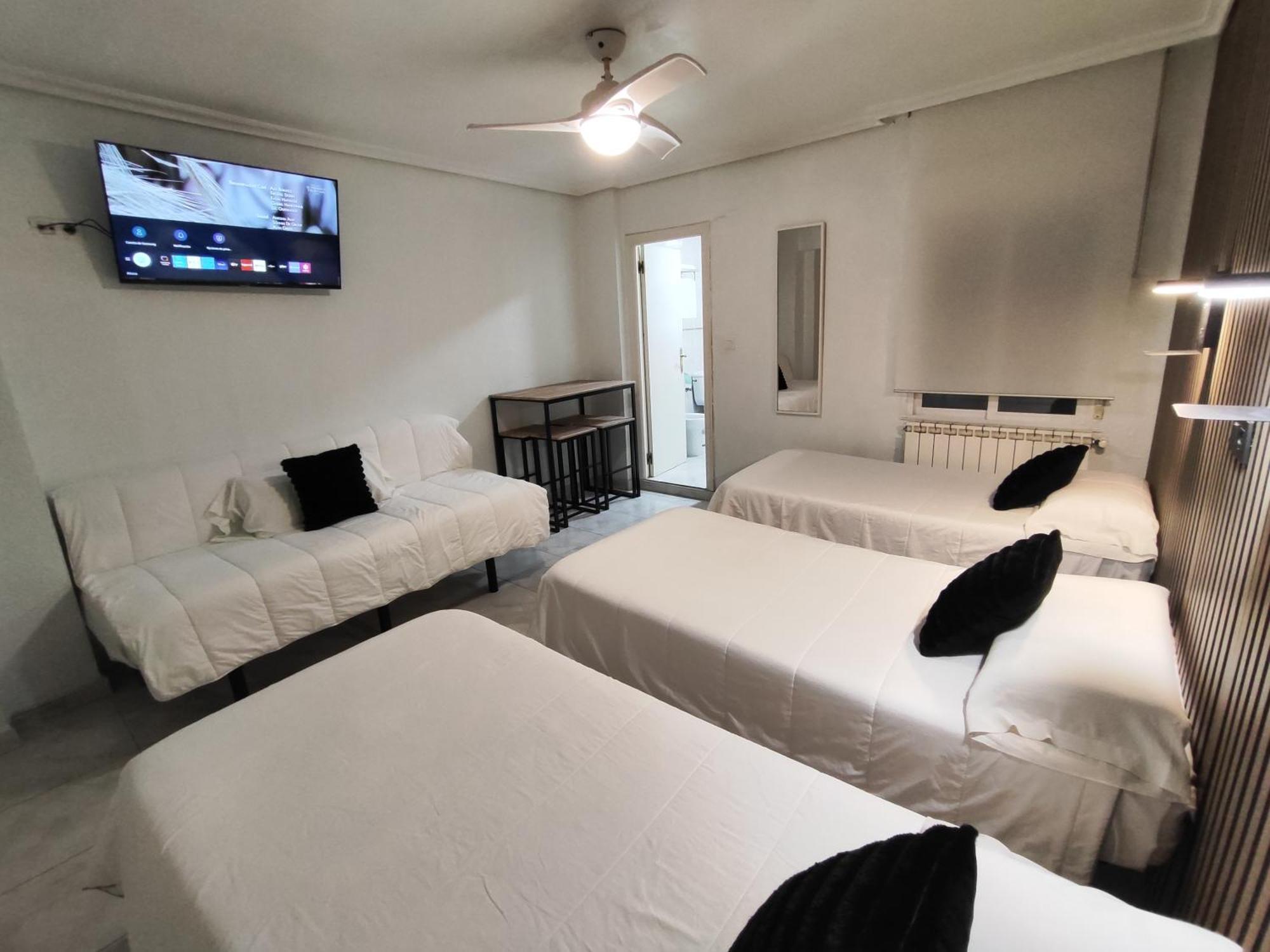 Hostal Lucy Сантандер Екстер'єр фото